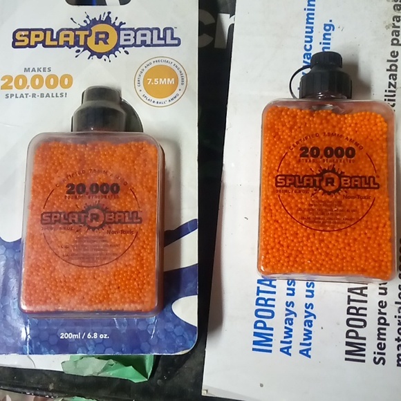 One is open one is not splat balls - Picture 1 of 1